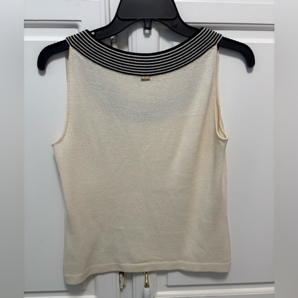 St. John Black Stripe Neck Ivory Knit Sleeveless Top Tank Gold Bar Logo Size 4P - Picture 3 of 8